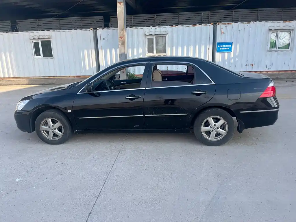 Honda Accord 2007 2.0L AT Standard