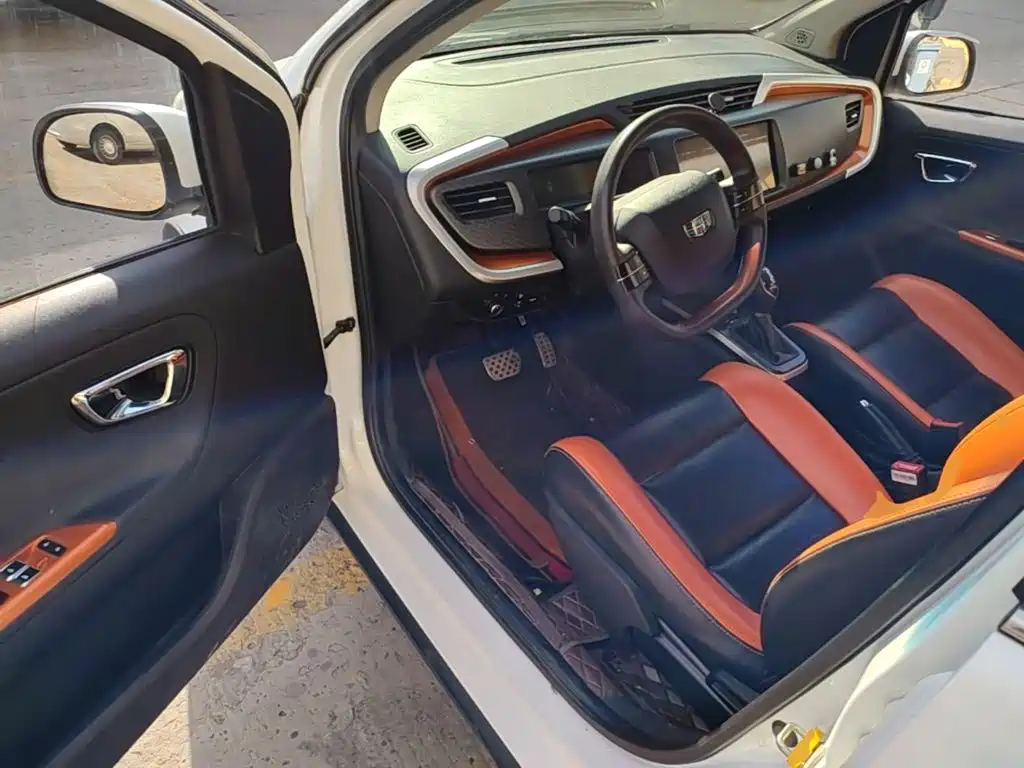Geely Vision X1 — миниатюра 16