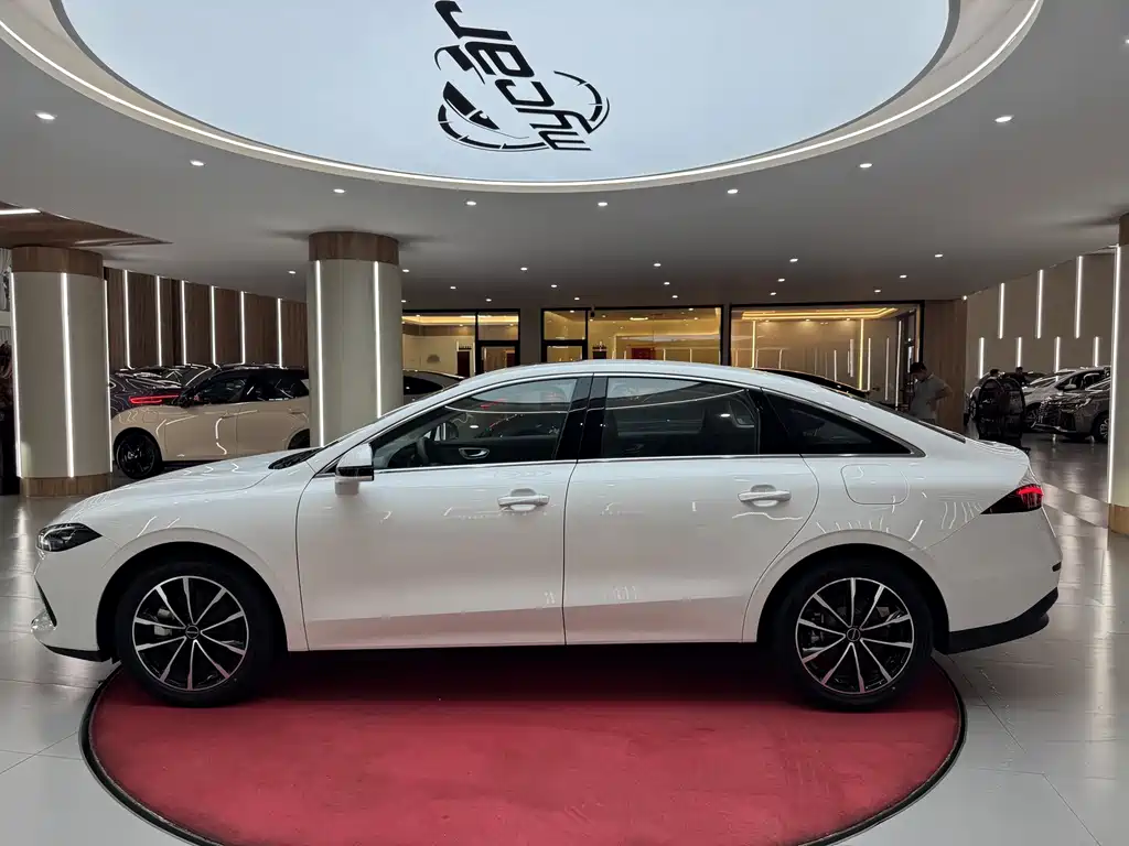 Roewe D7 — миниатюра 8