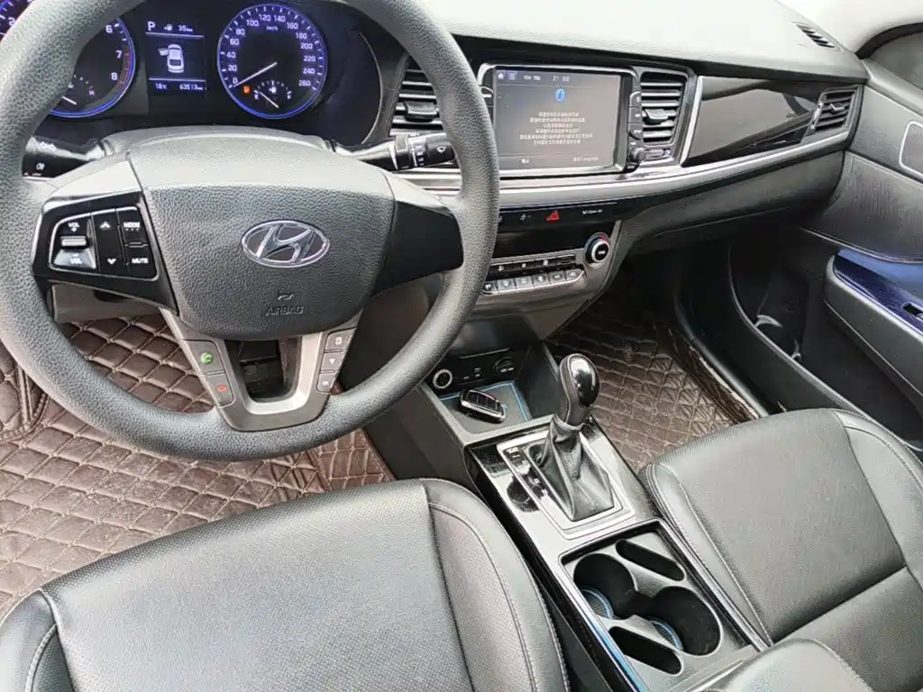 Hyundai Mistra — миниатюра 10