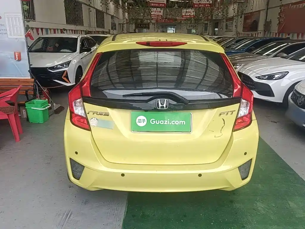 Honda Fit — миниатюра 6