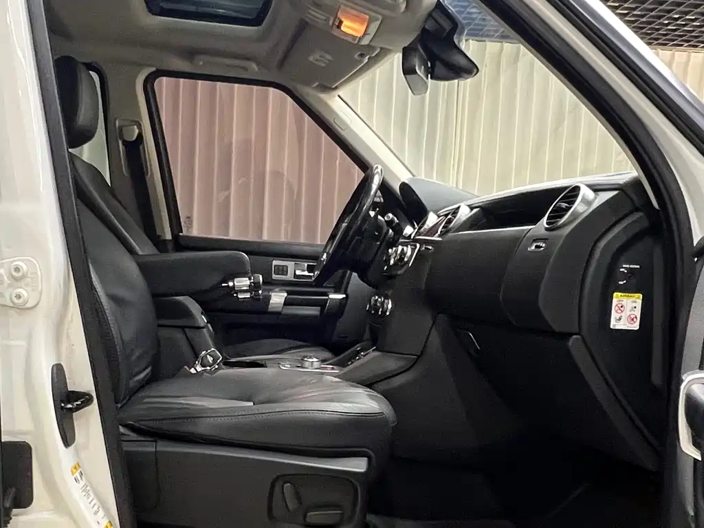 Land Rover Discovery — миниатюра 19