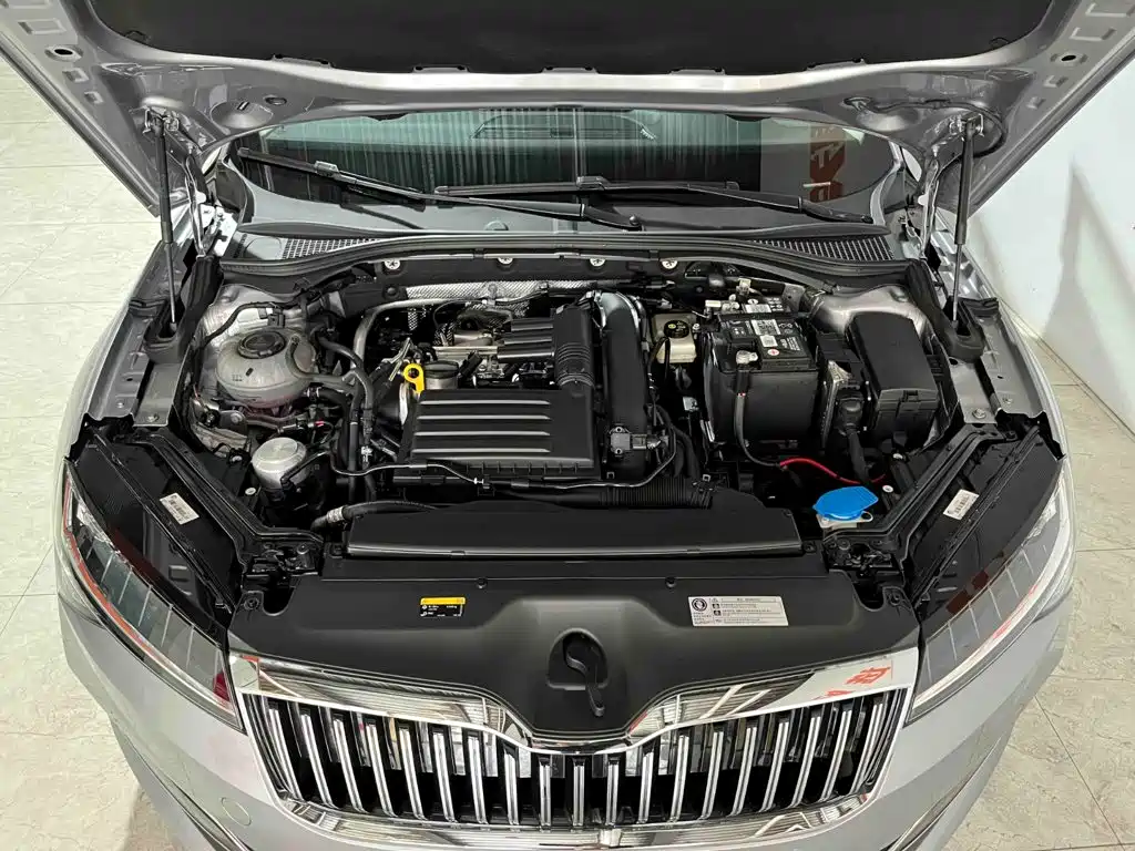 Skoda Superb — миниатюра 26