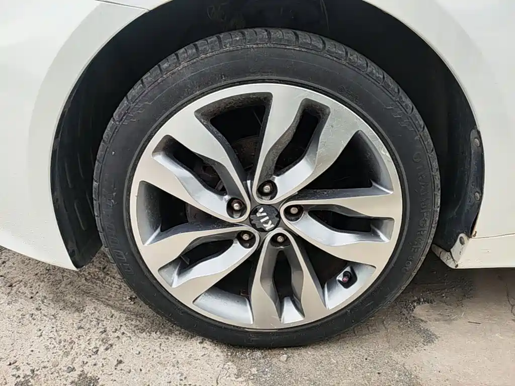 Kia K5 — миниатюра 23