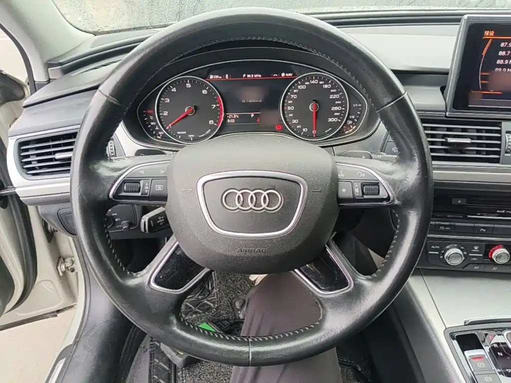 Audi A6L — миниатюра 11