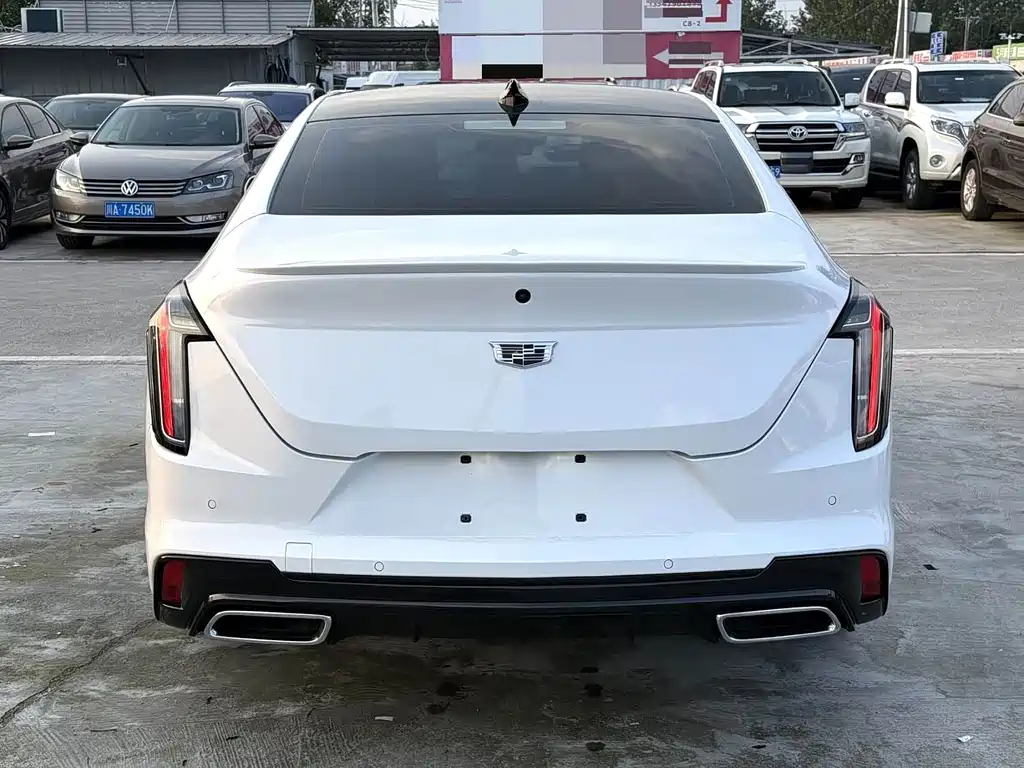 Cadillac CT4 — миниатюра 6