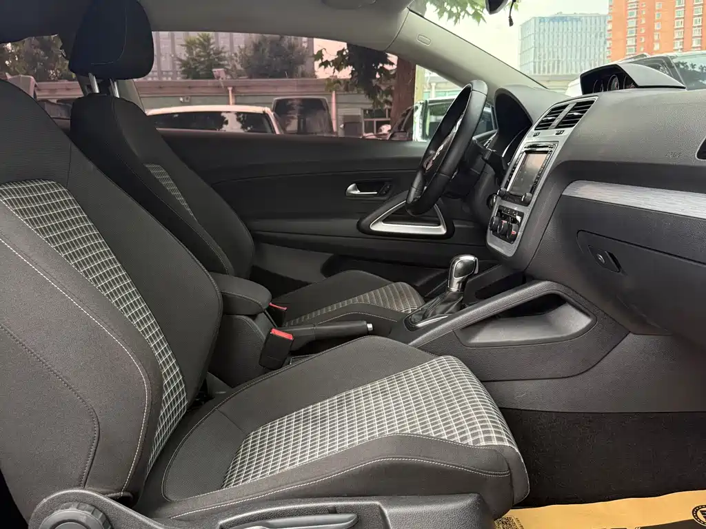 Volkswagen Scirocco — миниатюра 13