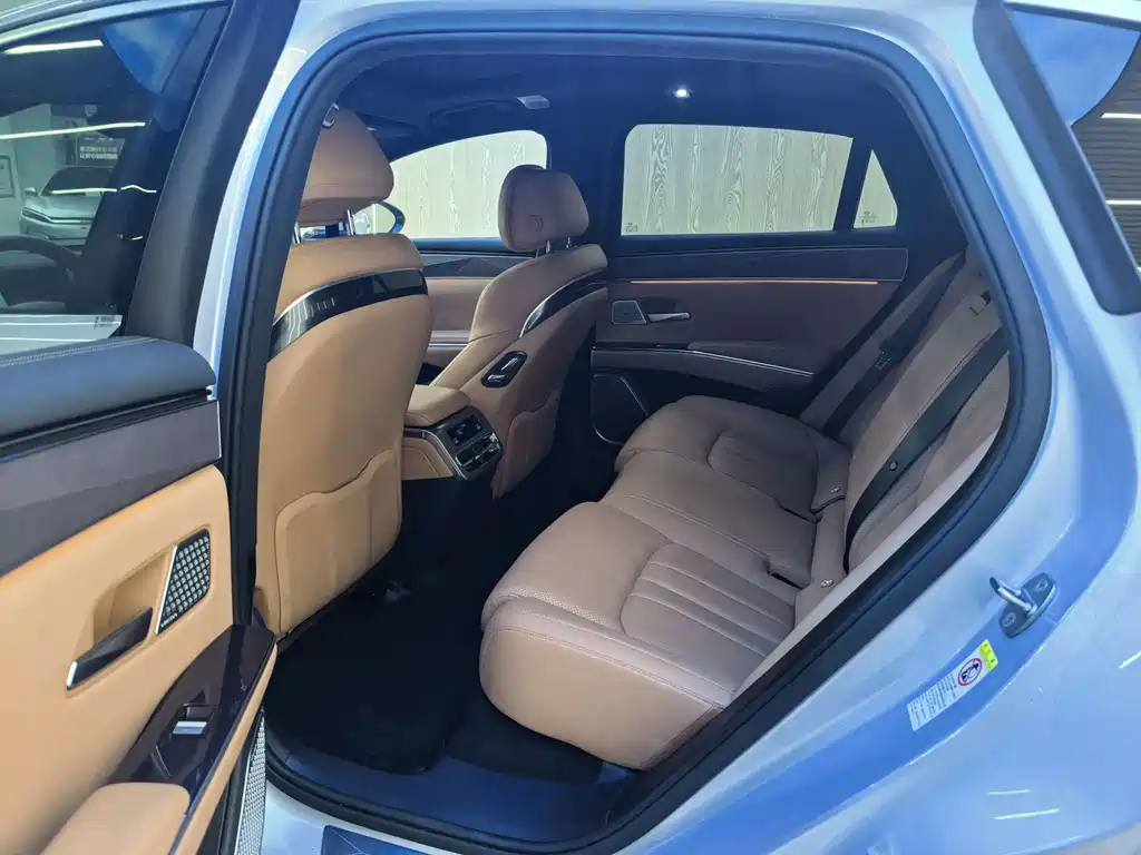 BYD Han L — миниатюра 8