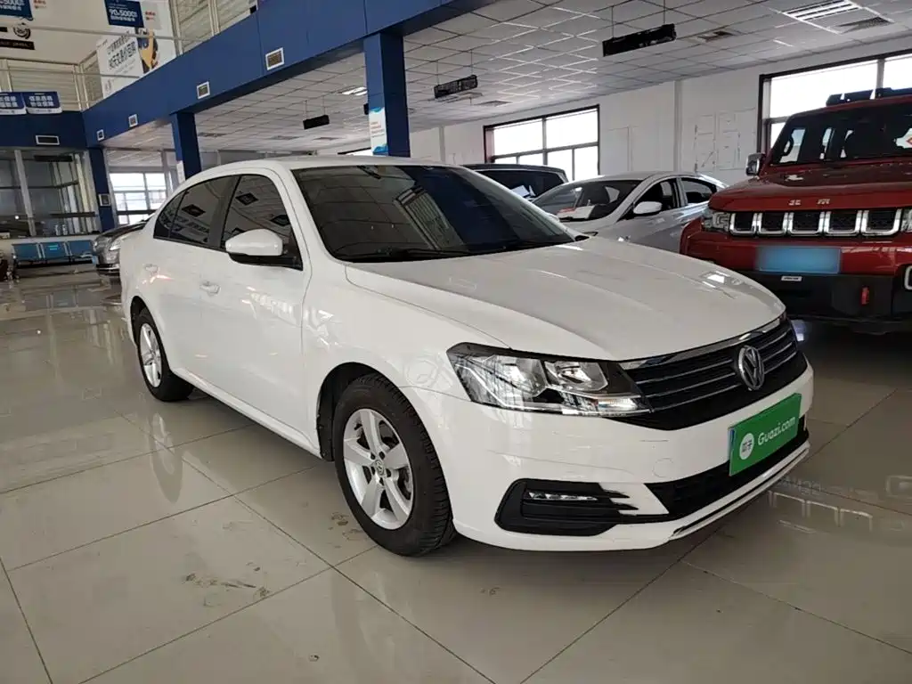 Volkswagen Lavida — миниатюра 4