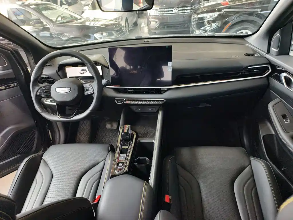 Geely Binyue — миниатюра 21