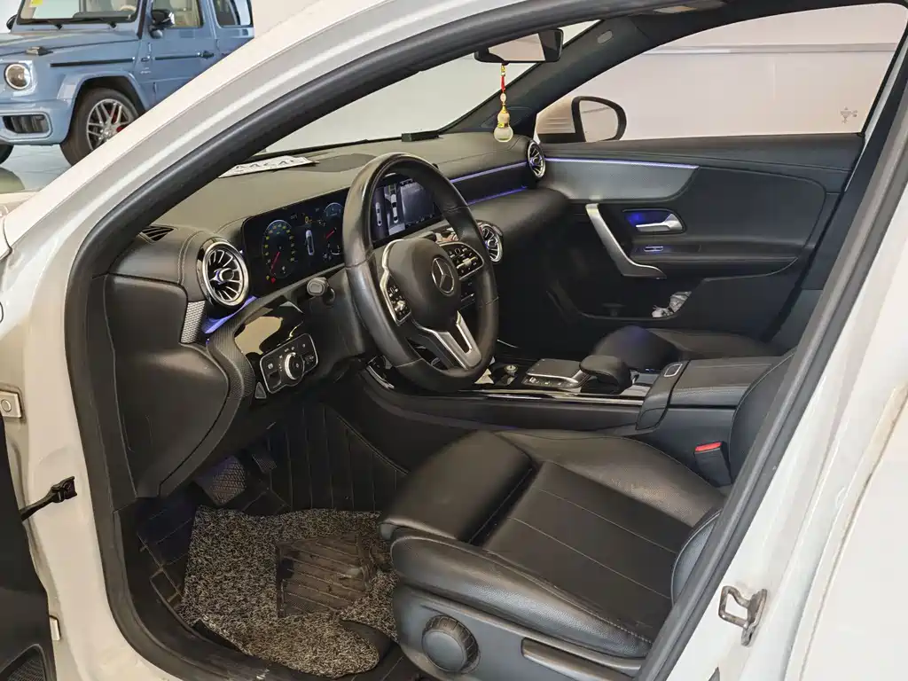 Mercedes-Benz A-Class — миниатюра 15