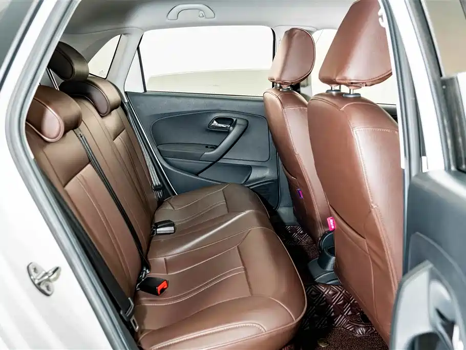 Volkswagen Polo — миниатюра 20