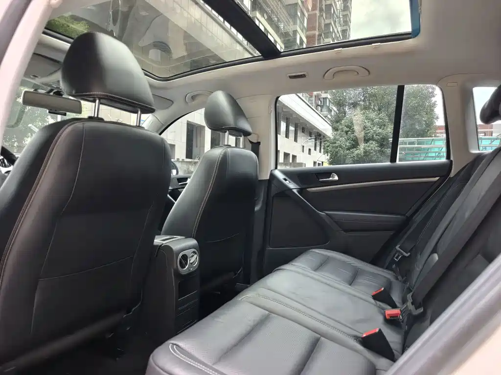 Volkswagen Tiguan — миниатюра 8