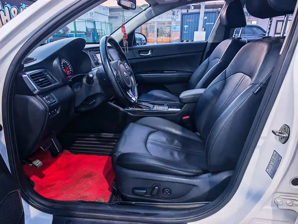 Kia K5 — миниатюра 8