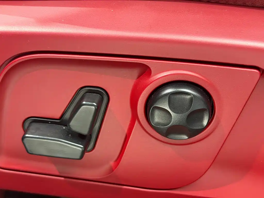 Maserati Levante — миниатюра 4