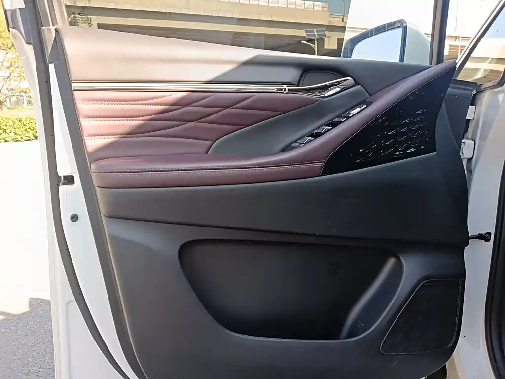 GAC Motor Trumpchi M8 — миниатюра 16