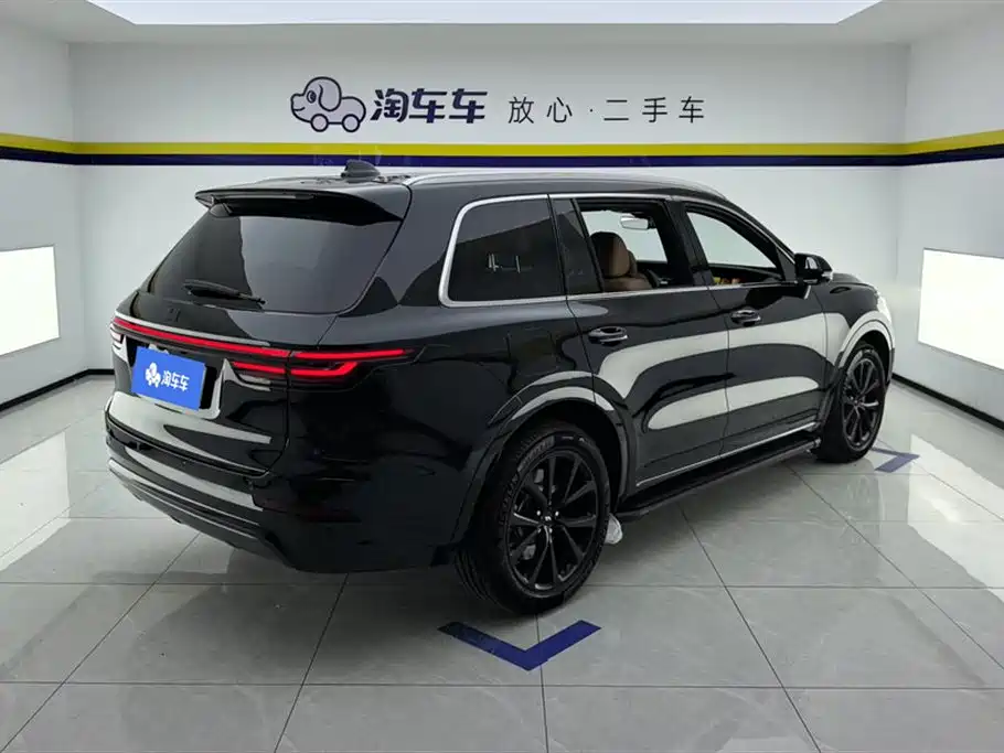 Li Auto ONE 2020 6 мест