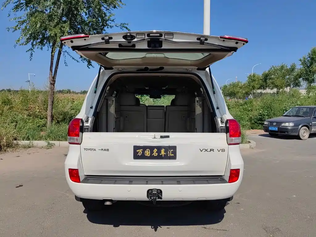 Toyota Land Cruiser — миниатюра 26