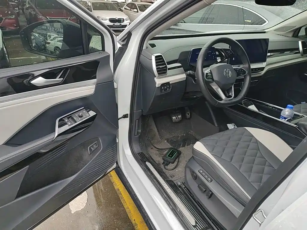 Volkswagen ID.6 Crozz — миниатюра 16