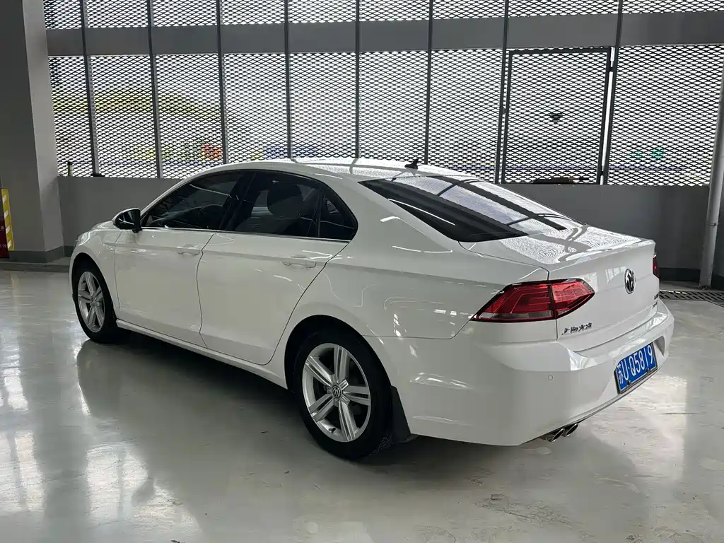 Volkswagen Lamando — миниатюра 6