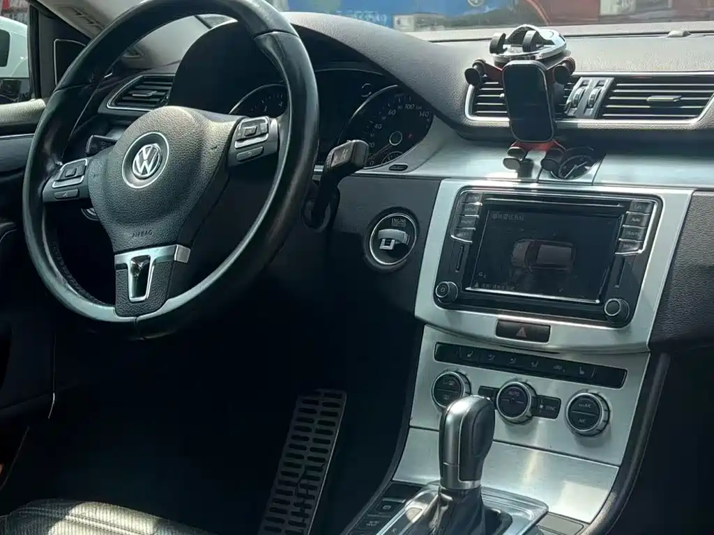 Volkswagen CC — миниатюра 7