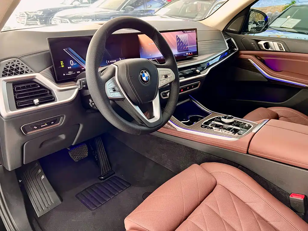 BMW X7 2024 xDrive40i Lead Luxury