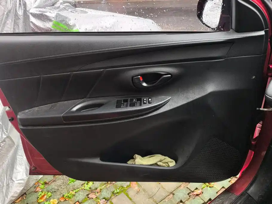 Toyota Vios FS — миниатюра 7