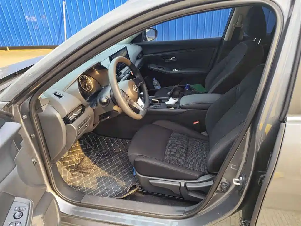 Nissan Sylphy — миниатюра 9
