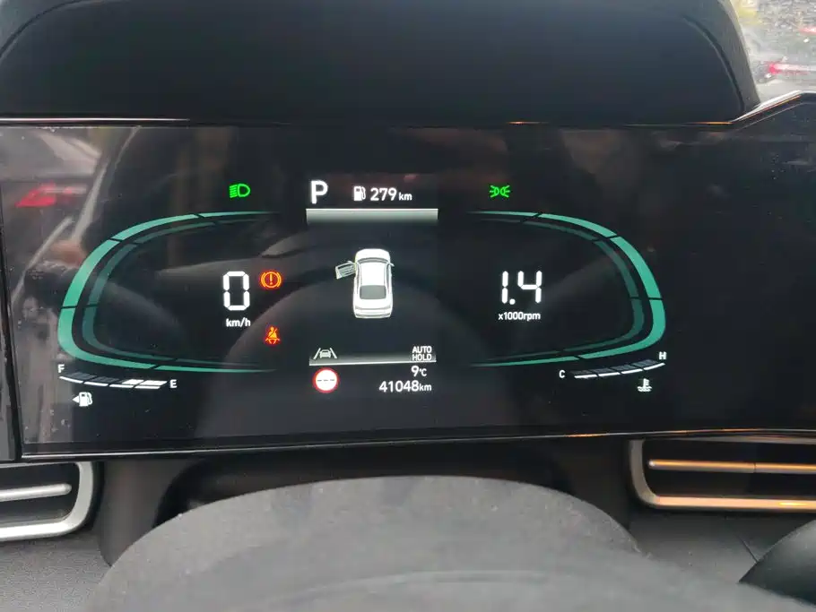 Hyundai Elantra — миниатюра 14