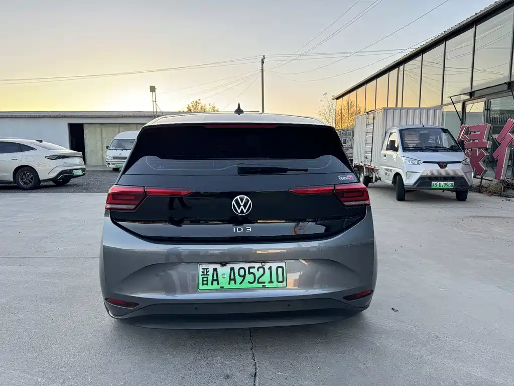 Volkswagen ID.3 — миниатюра 10