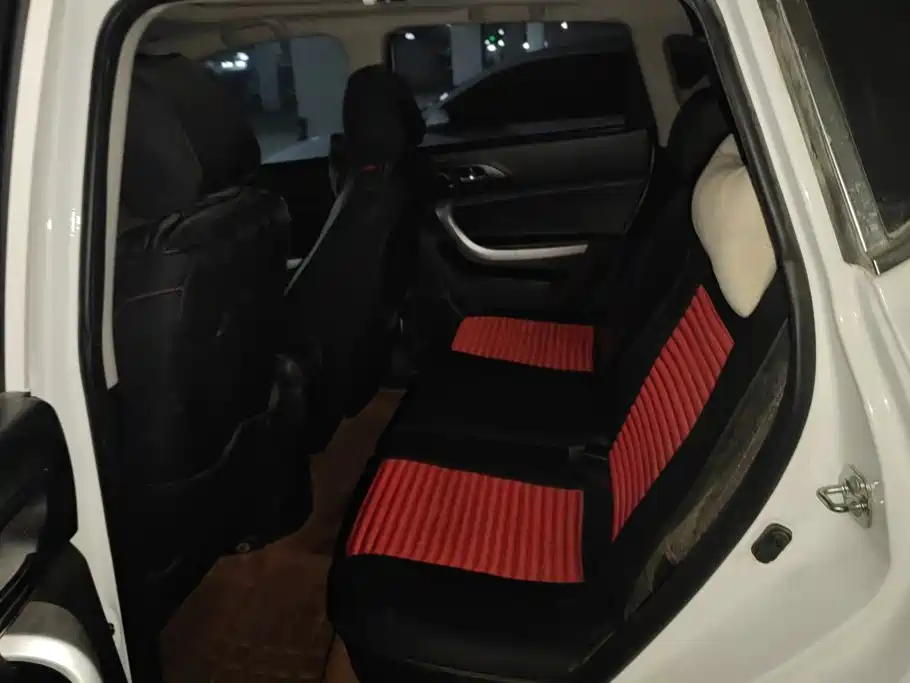 Changan CS35 — миниатюра 11