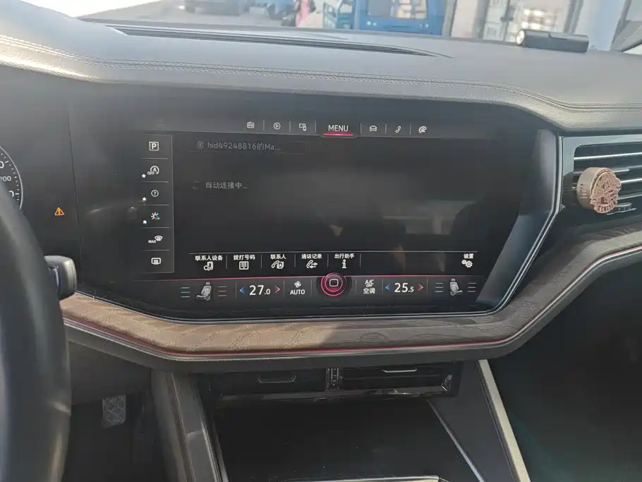 Volkswagen Touareg — миниатюра 13