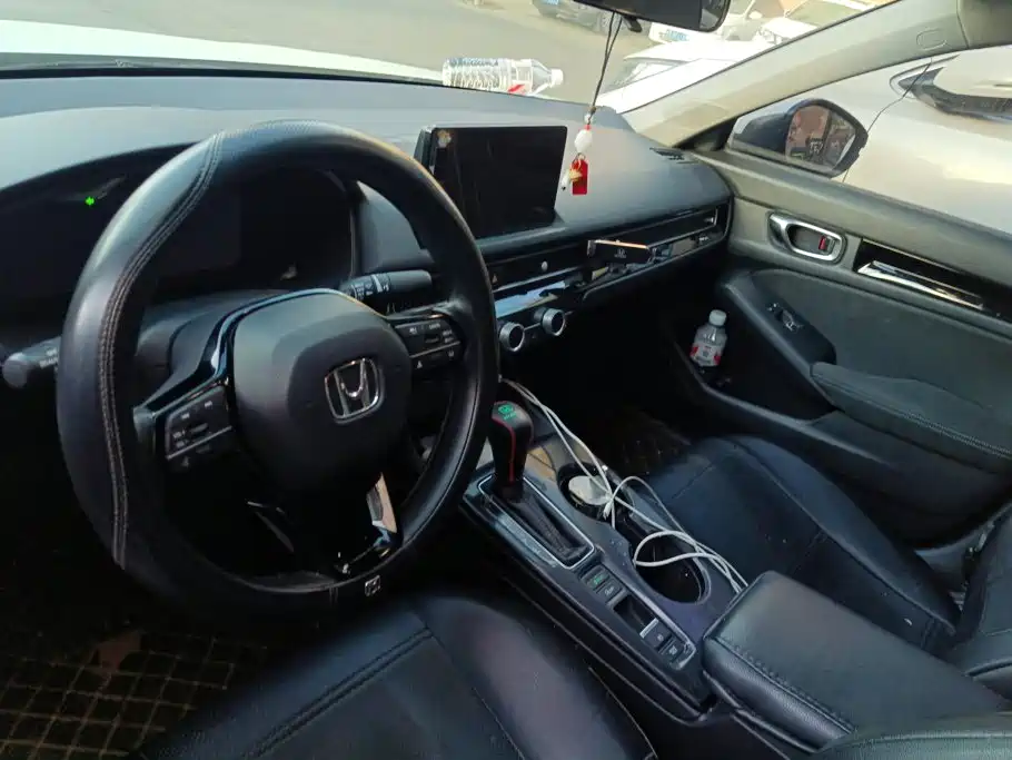Honda Civic — миниатюра 12