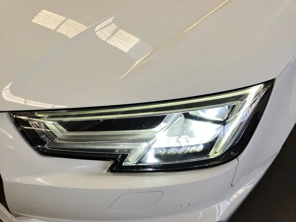 Audi A4L — миниатюра 24