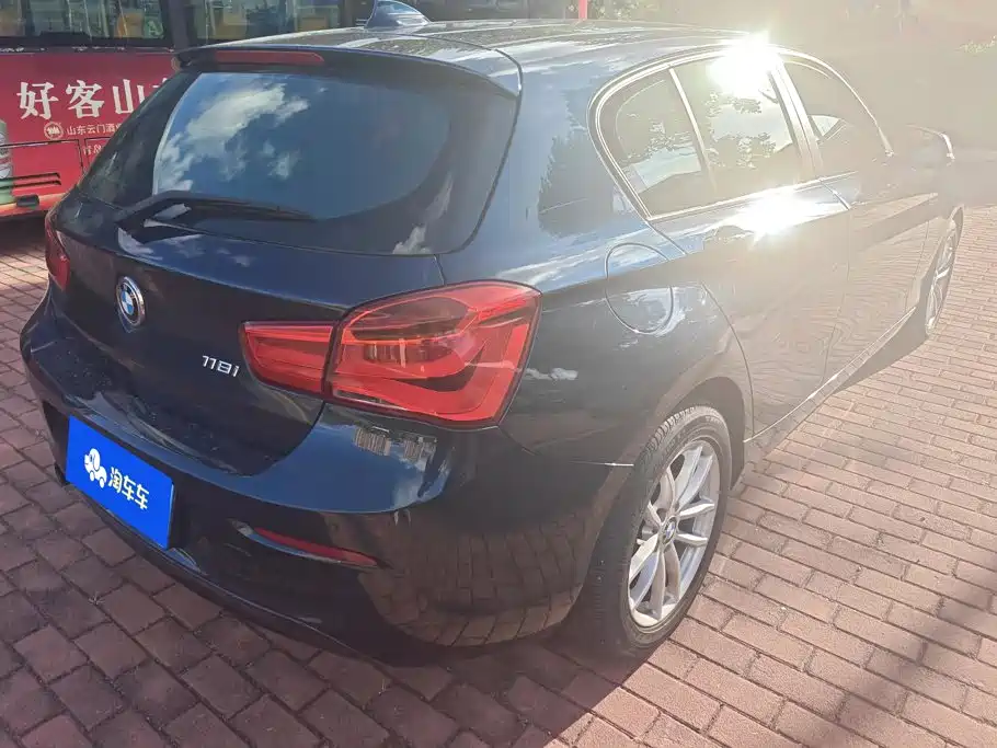 BMW 1 Series (Import) — миниатюра 3