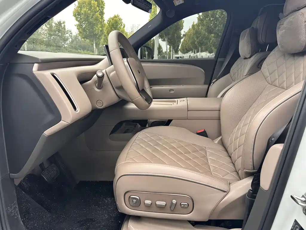 Li Auto Li L8 — миниатюра 7
