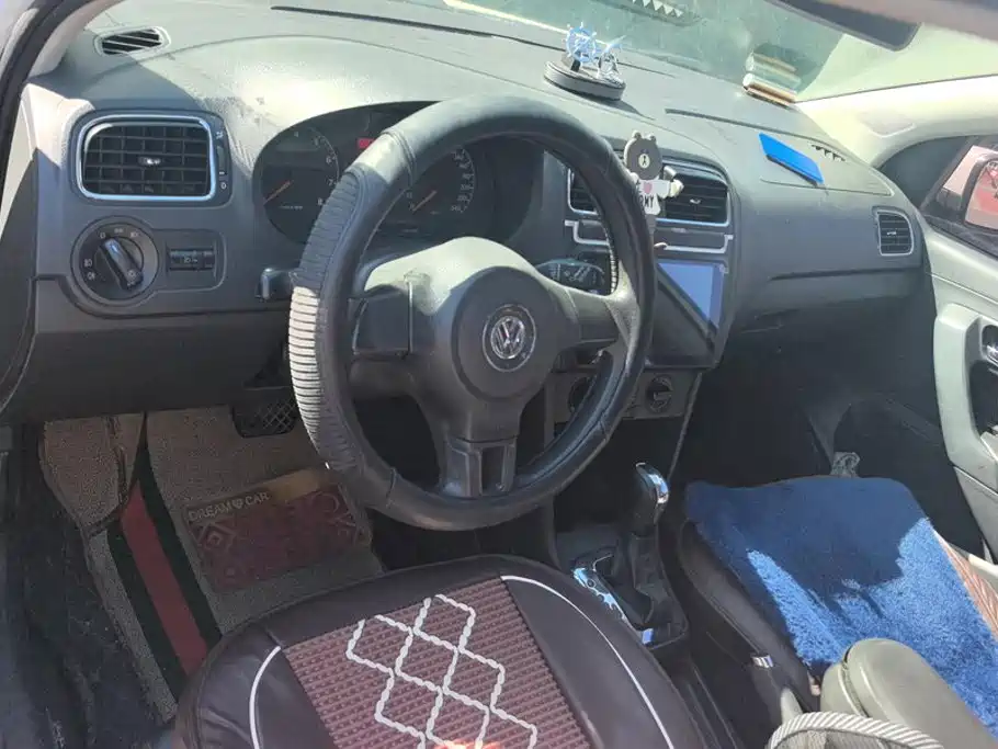 Volkswagen Polo — миниатюра 12