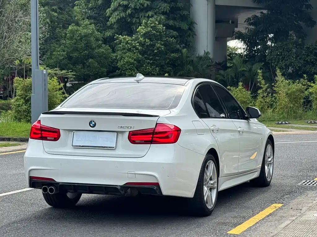 BMW 3 Series — миниатюра 5
