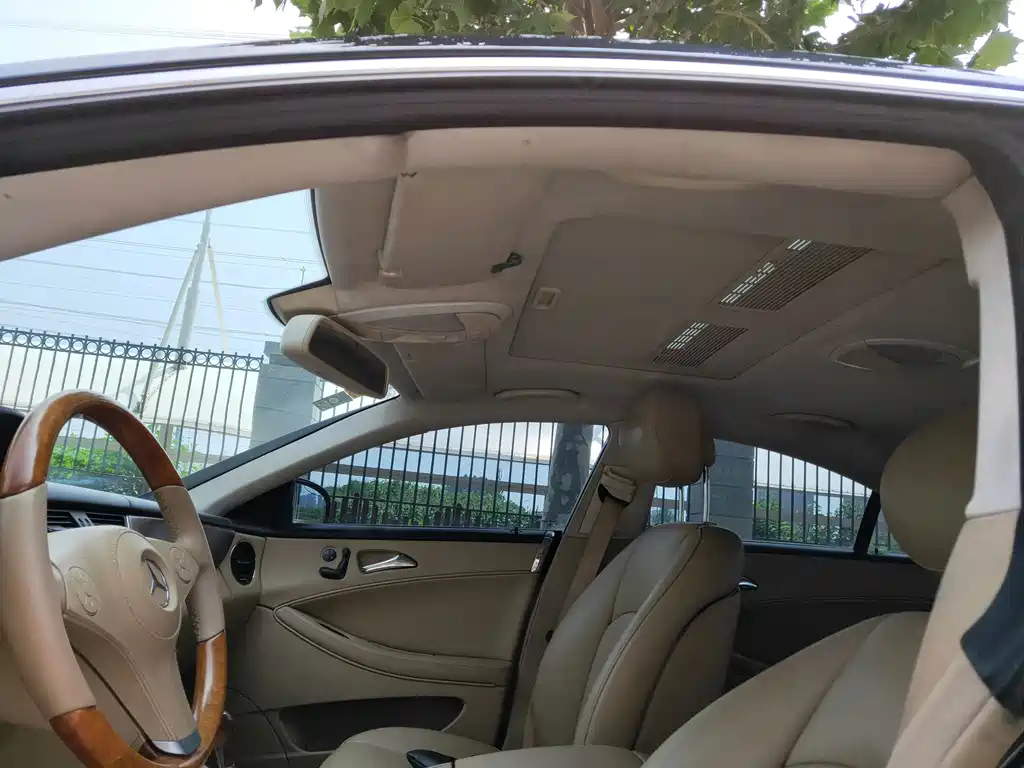 Mercedes-Benz CLS — миниатюра 13