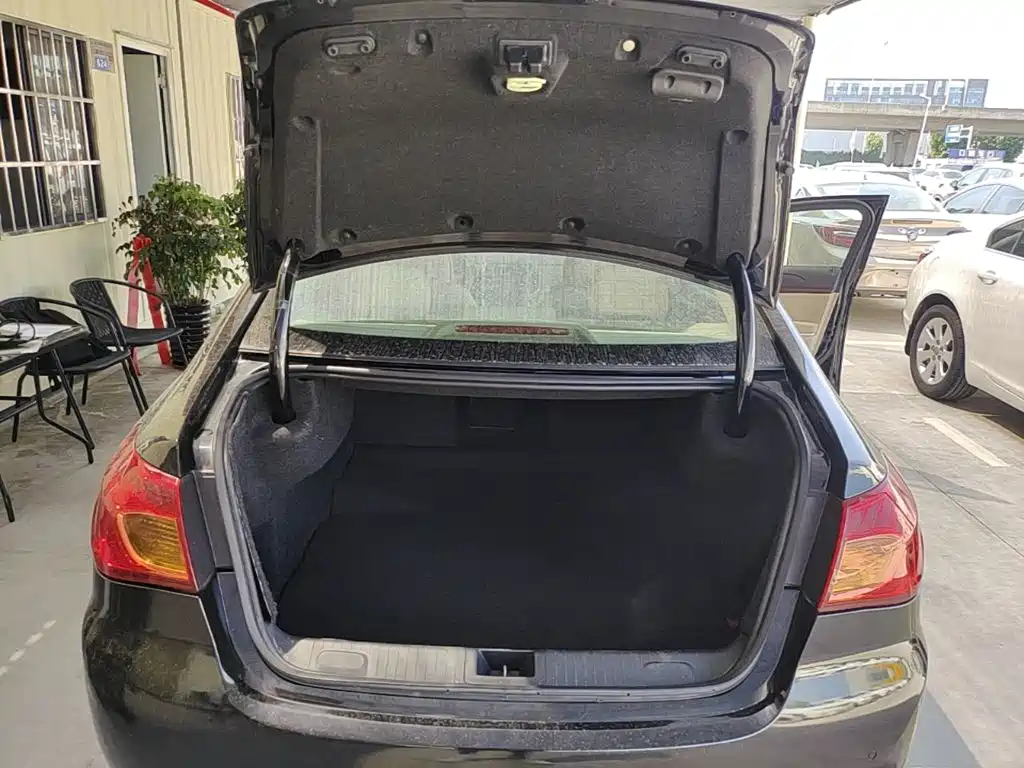 Roewe 950 — миниатюра 19