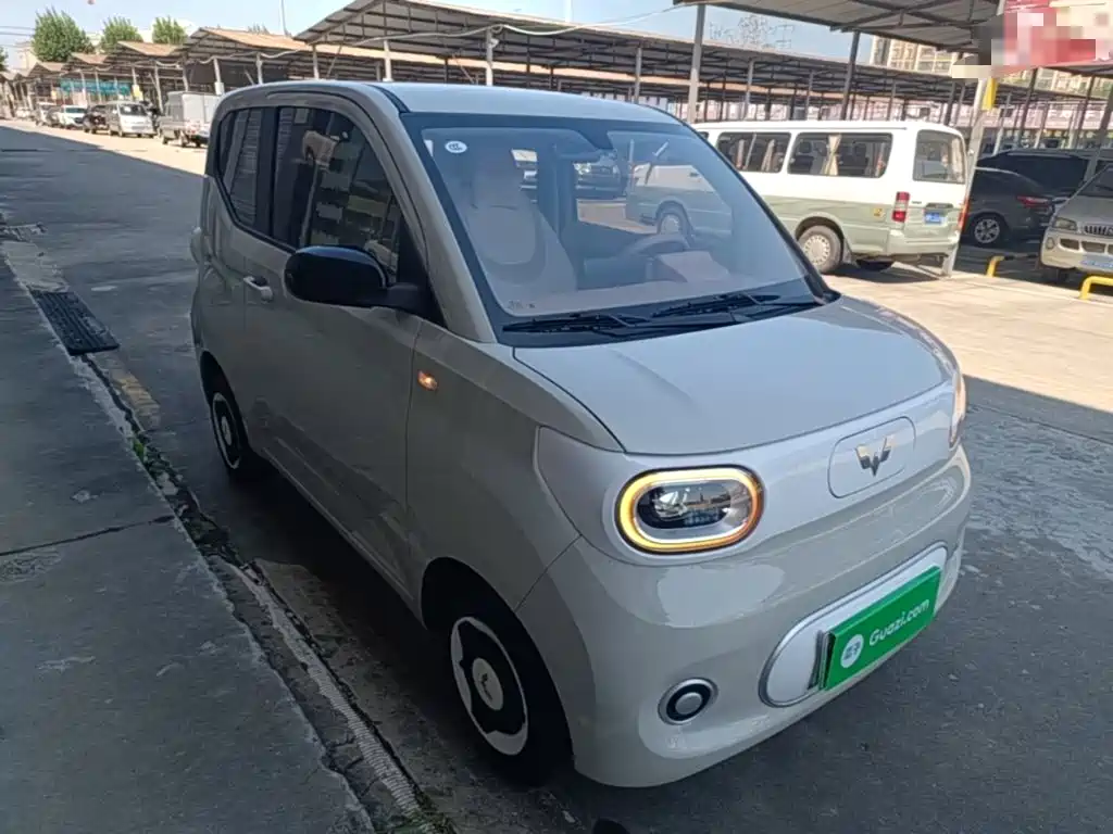Wuling MINIEV — миниатюра 4