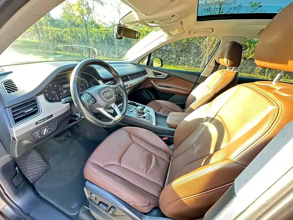 Audi Q7 — миниатюра 4