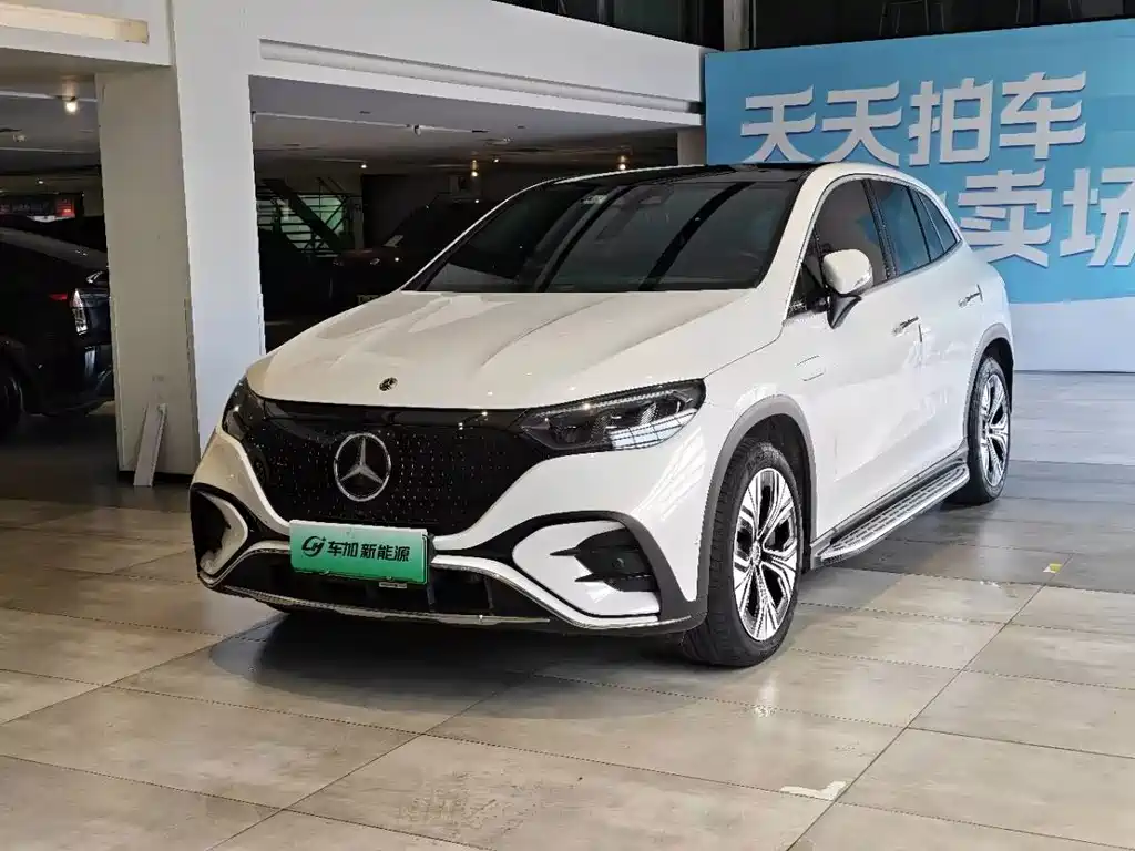 Mercedes-Benz EQE SUV
