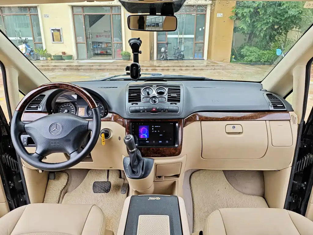 Mercedes-Benz Vito — миниатюра 11