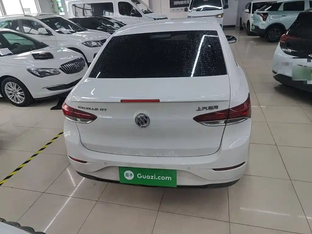 Buick Excelle — миниатюра 6