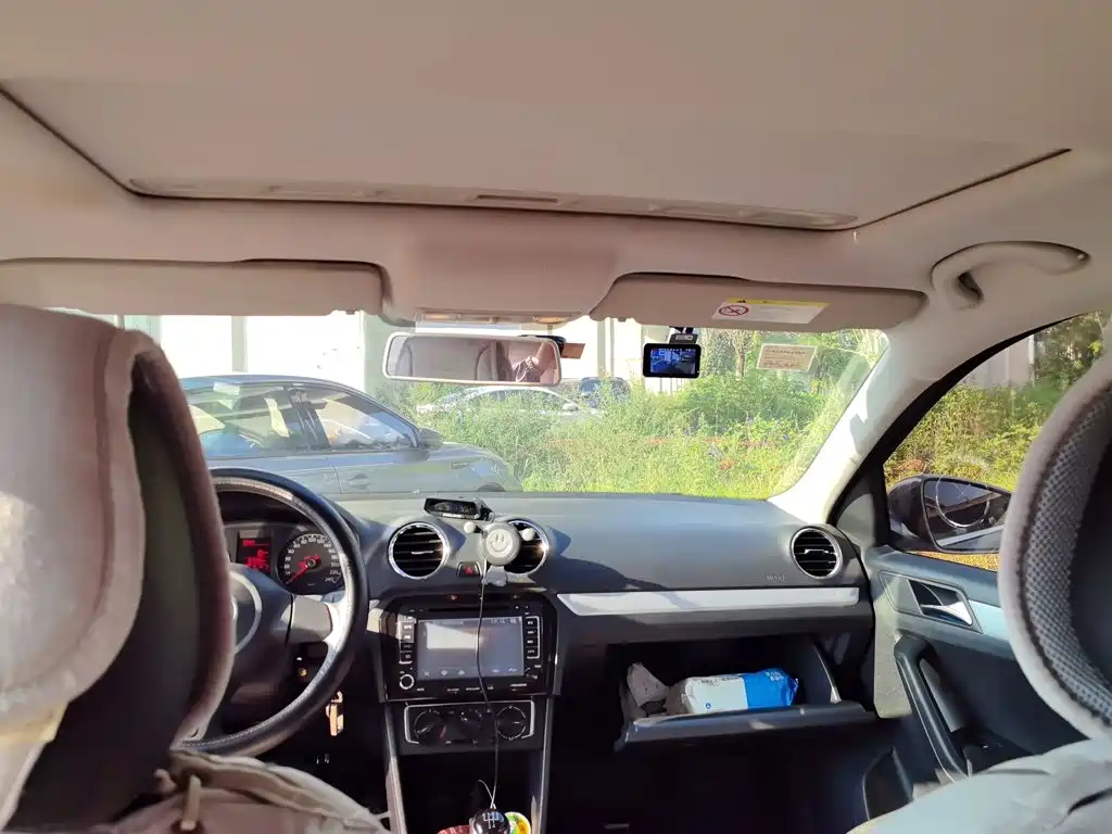 Volkswagen Jetta — миниатюра 19
