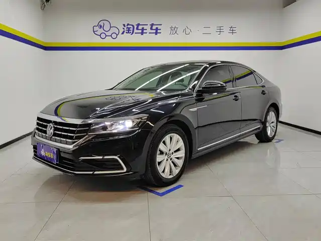VOLKSWAGEN PASSAT 2021