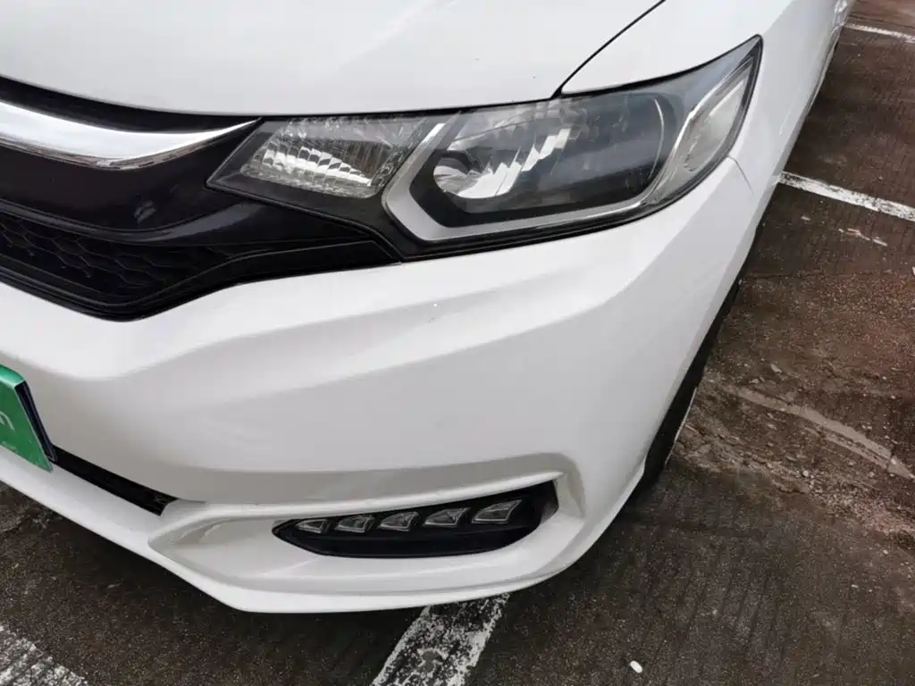Honda Fit — миниатюра 24