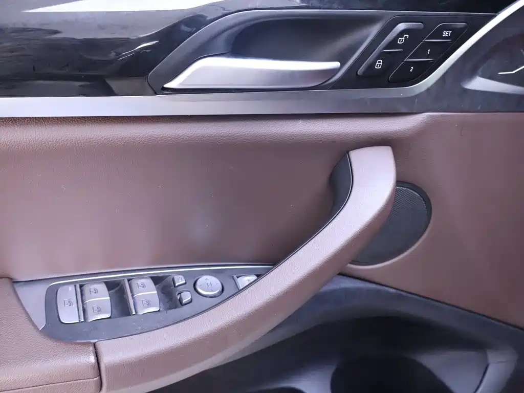 BMW X3 — миниатюра 18