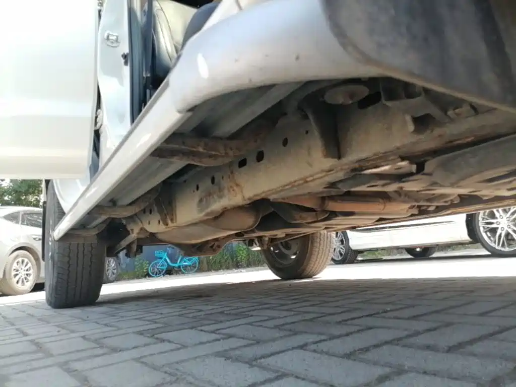 Nissan Terra — миниатюра 21
